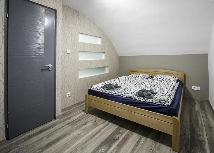 Апартаменты Akacfa 2 Bedroom Center *